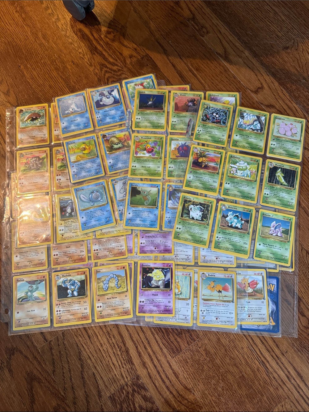 1999 Vintage Pokémon Trading Card Lot ~230 cards